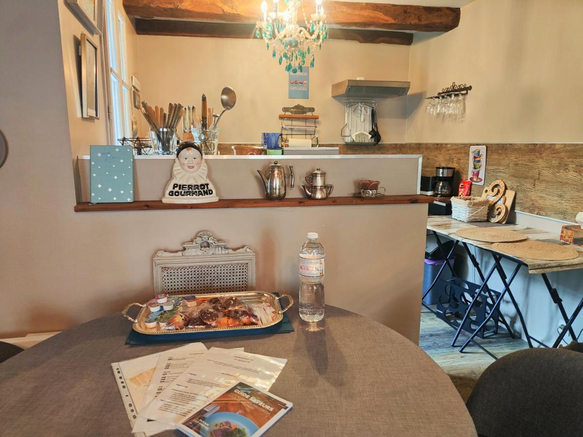 Ty Brigitte Apartment Dinan Bagian luar foto
